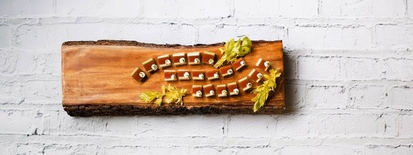 canapes_on_wooden_tray