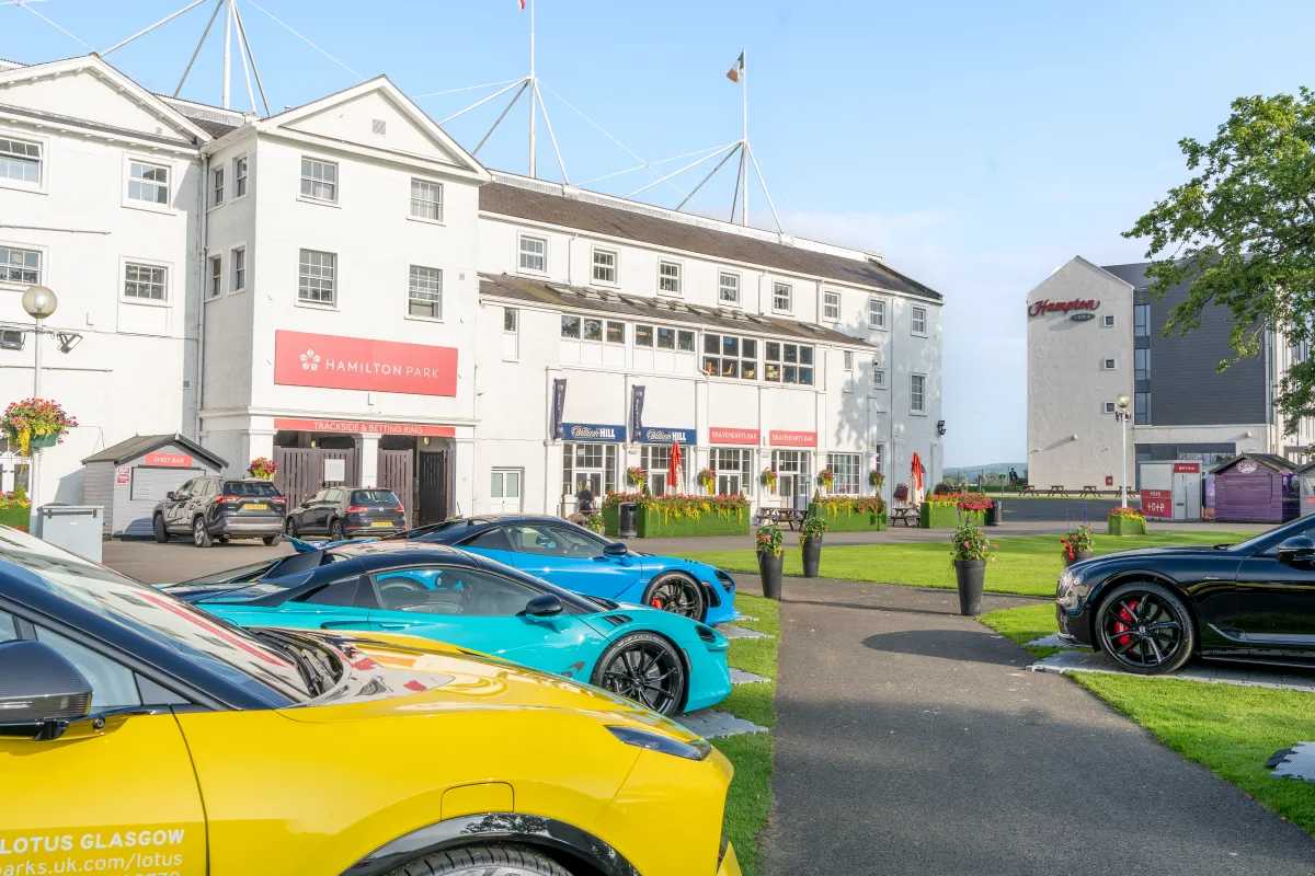 Hamilton Park racecourse venue