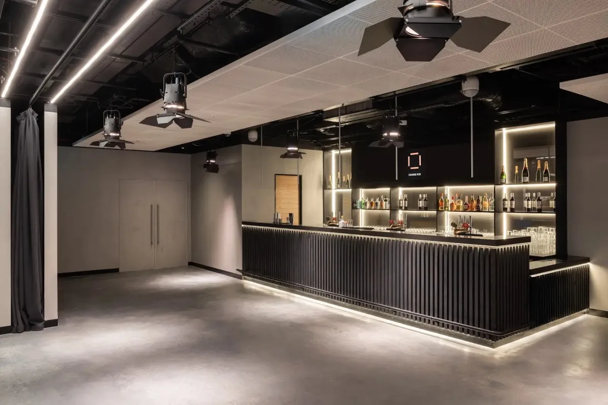 Event and performance space at Fulham Pier