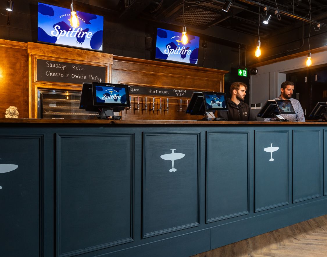 Bar with tills
