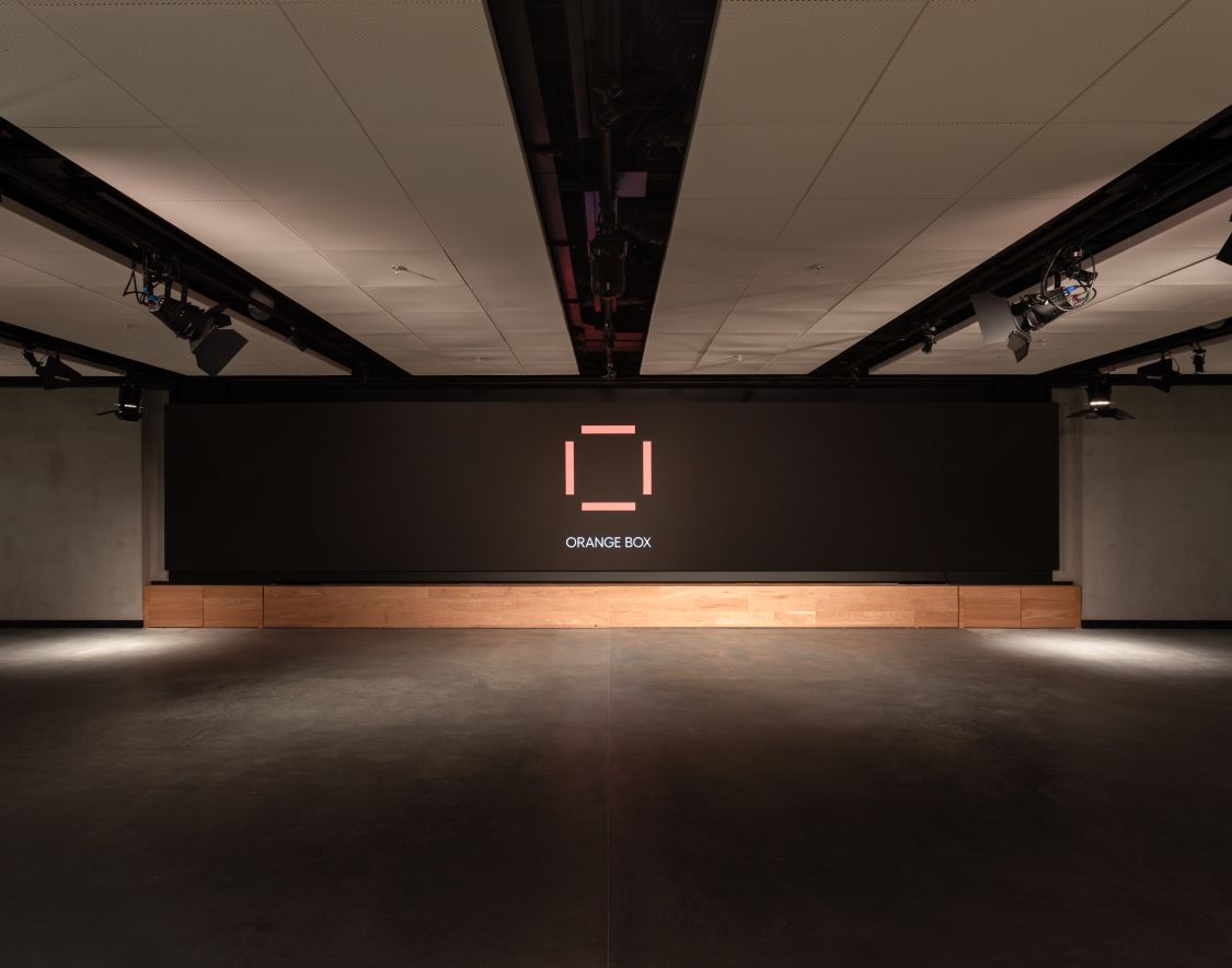 Orange box room 2